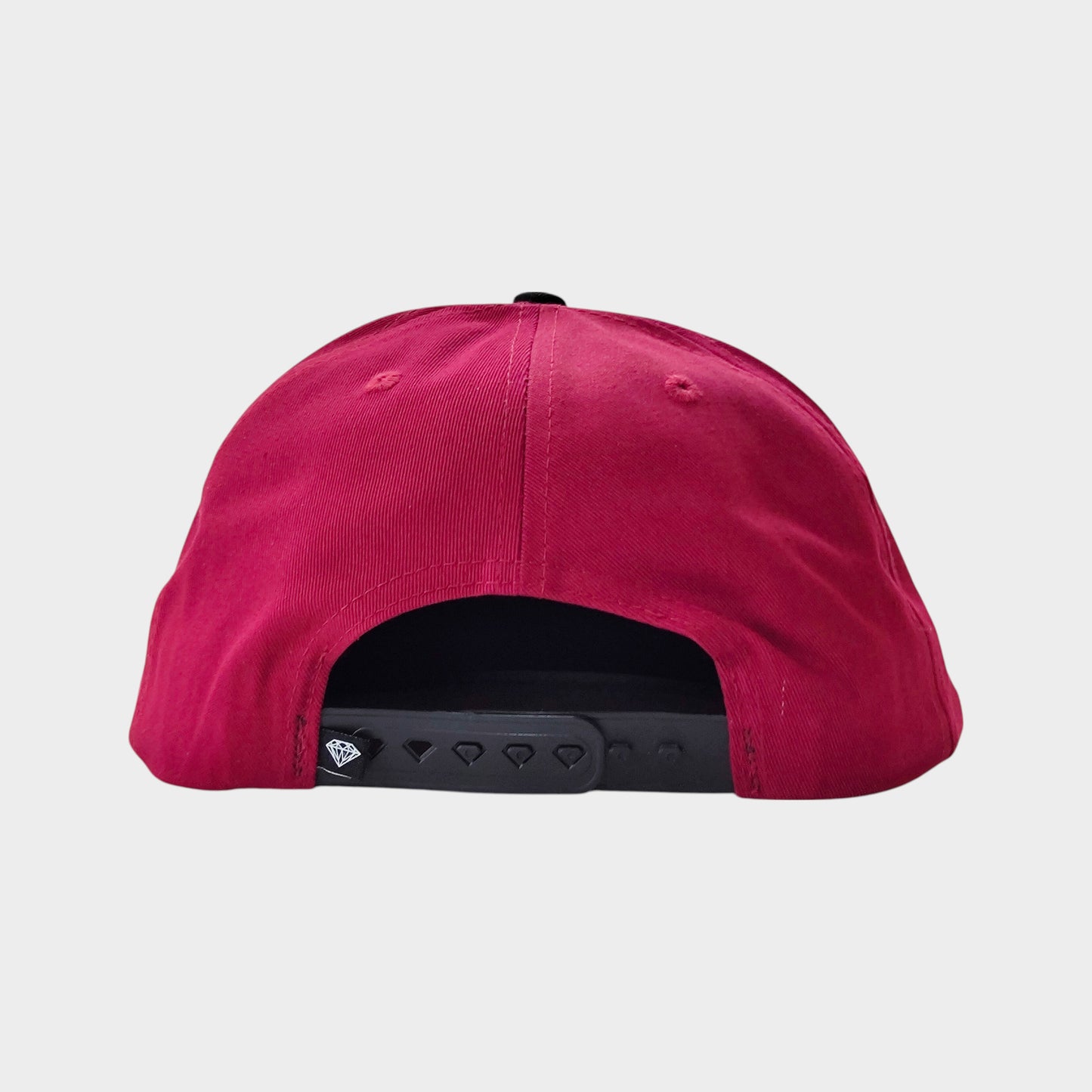 DIAMOND EVERYTHING - FLAT Red snapback