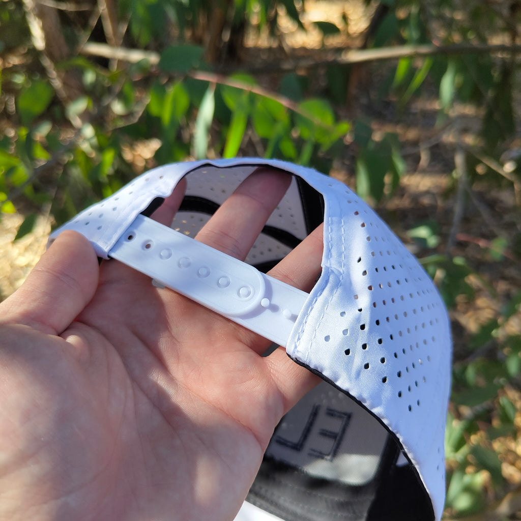 ELITE GOLFING HAT - Blue / WHITE WATERPROOF