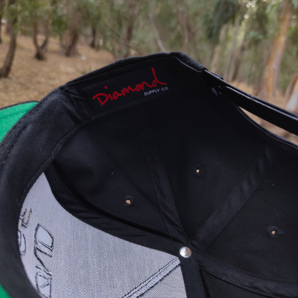 FLAT Black snapback - DIAMOND EVERYTHING