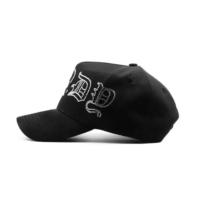 LA CRYSTAL BLACK HAT