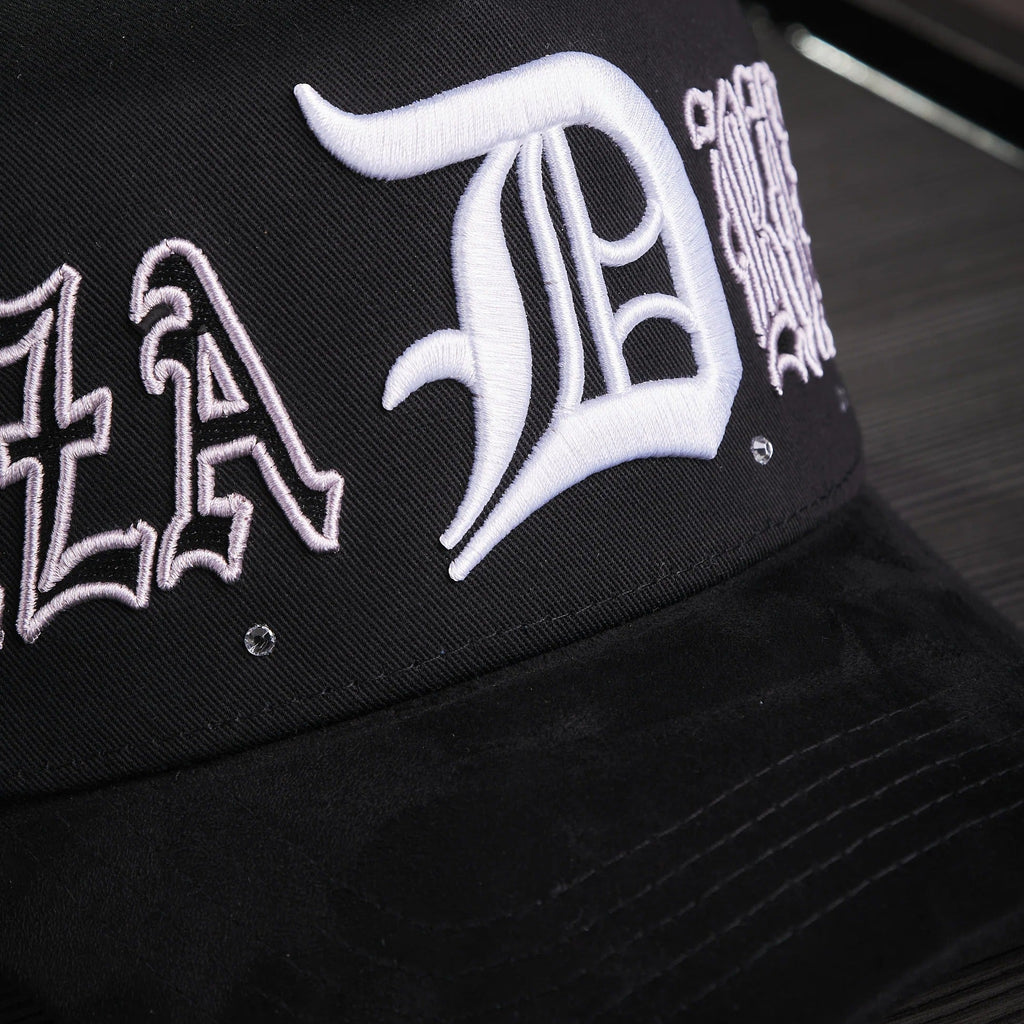Dandy Hats x Fuerza Crystals