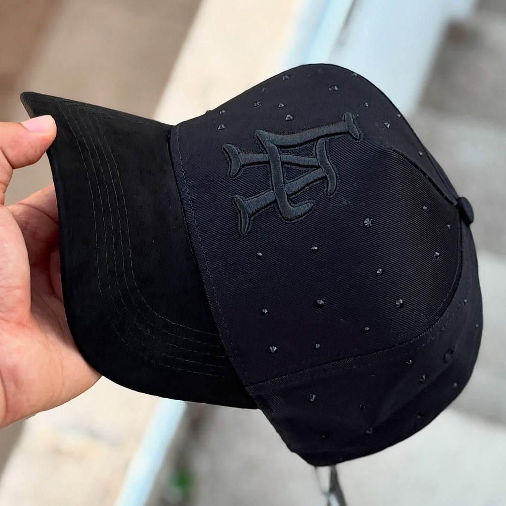 LA TRIPLE BLACK Dandy